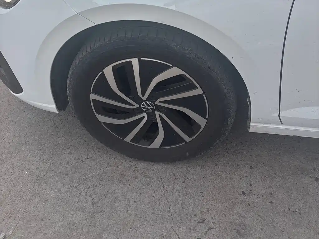 Volkswagen Lavida — миниатюра 7