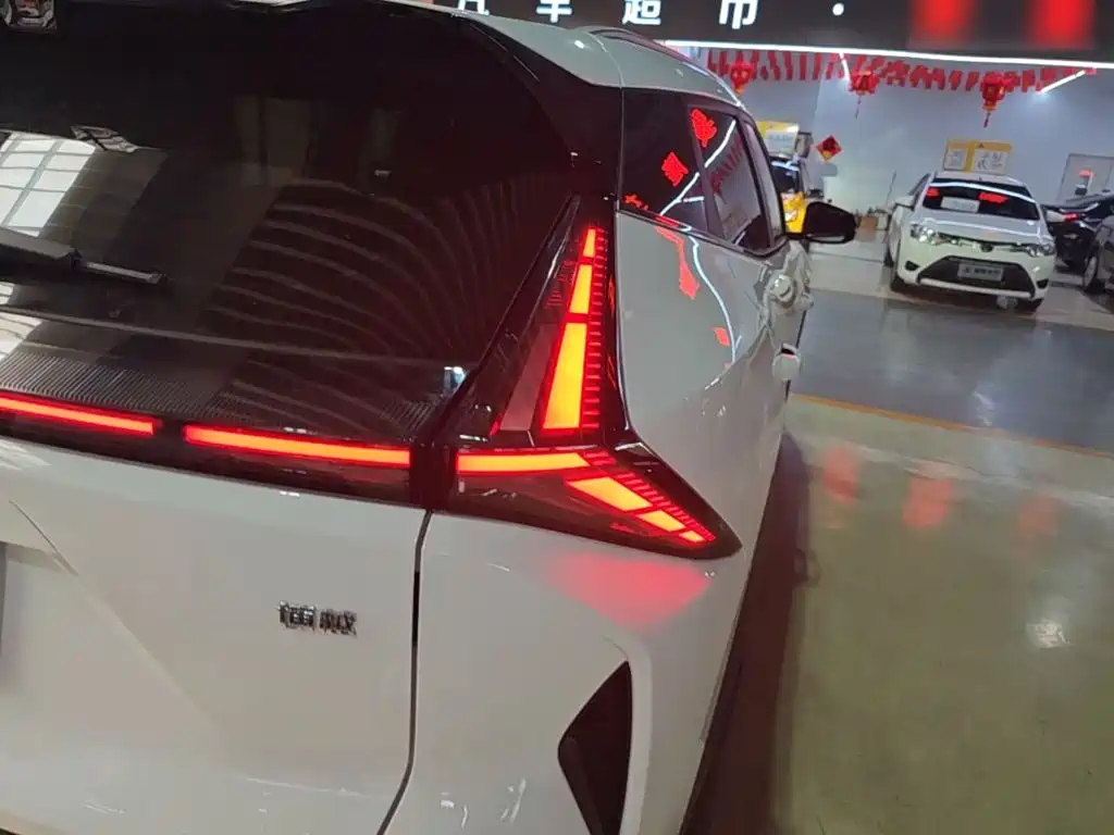 Geely Boyue 2026 1.5TD