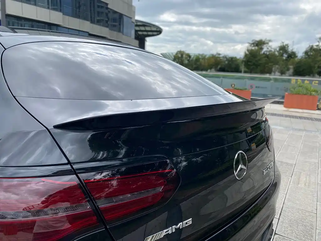 MERCEDES-BENZ GLC COUPE AMG