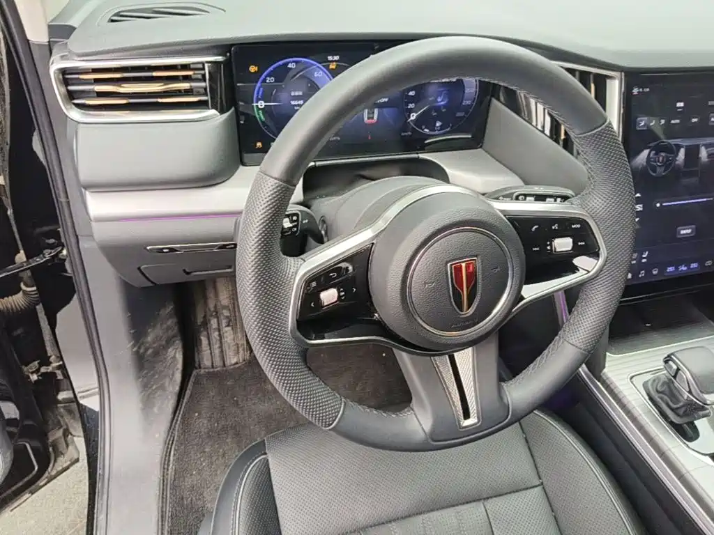 Hongqi HS7 PHEV 2024 2.0T PHEV 6 мест