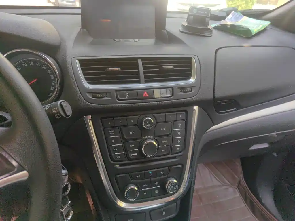 Buick Encore — миниатюра 6
