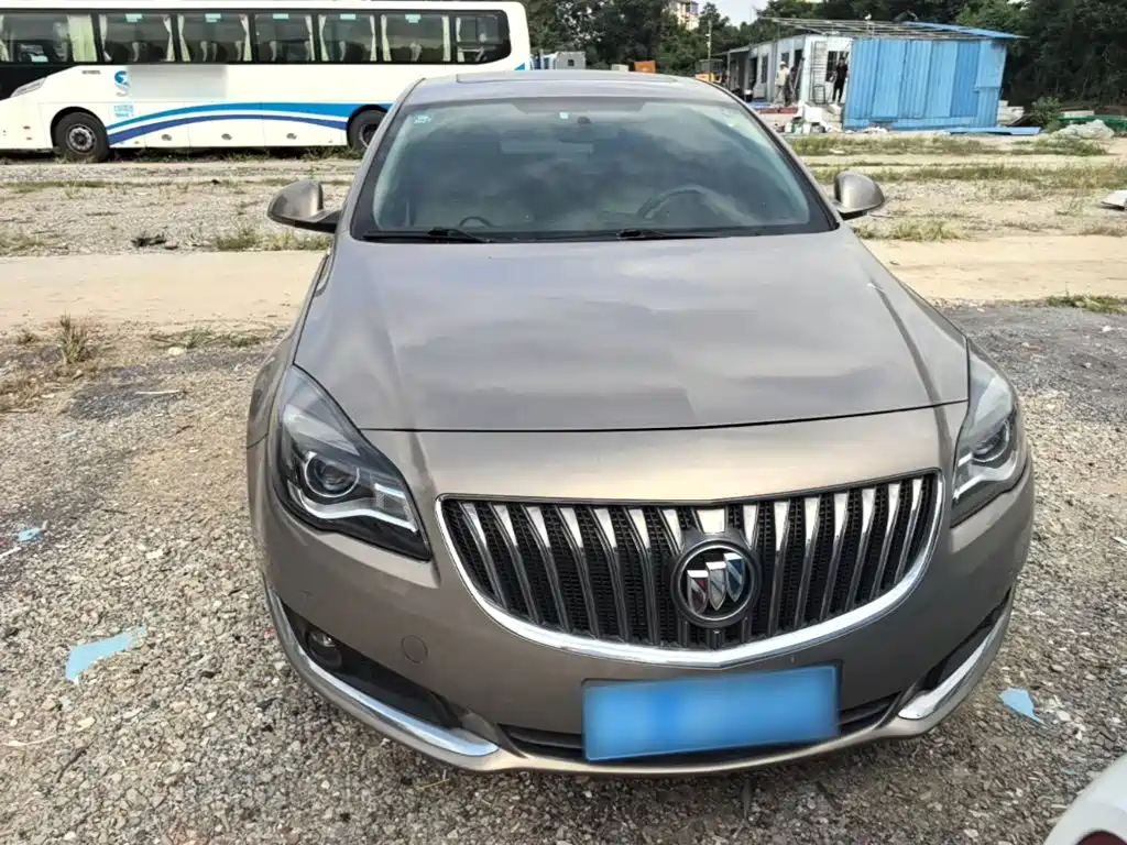 Buick Regal — миниатюра 3