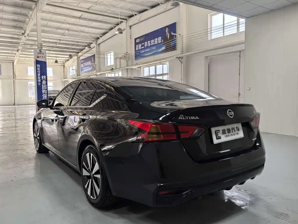 Nissan Teana — миниатюра 6