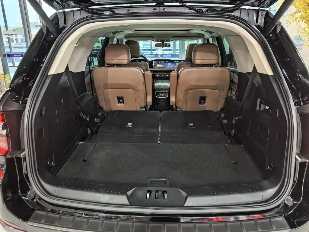 Ford Explorer — миниатюра 23