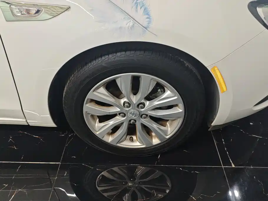 Buick Excelle — миниатюра 6