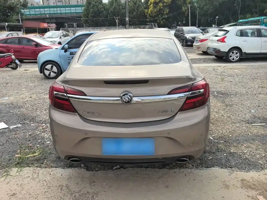Buick Regal — миниатюра 6