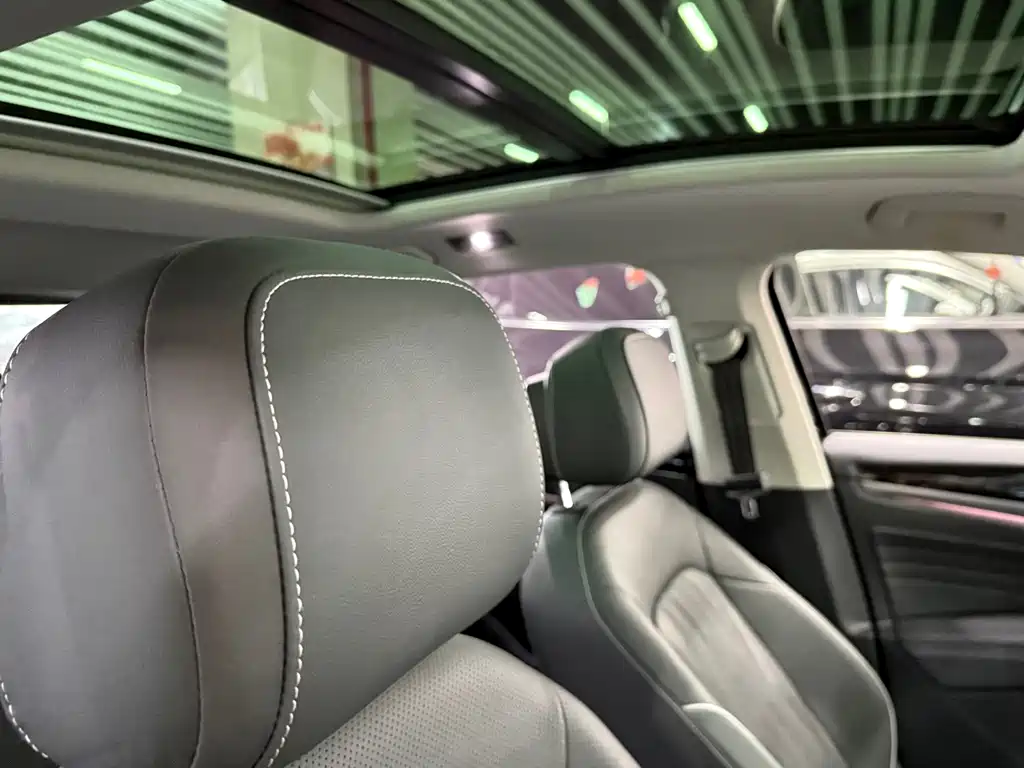 Volkswagen Passat — миниатюра 13