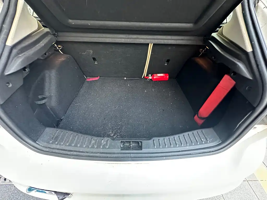 Ford Focus — миниатюра 15