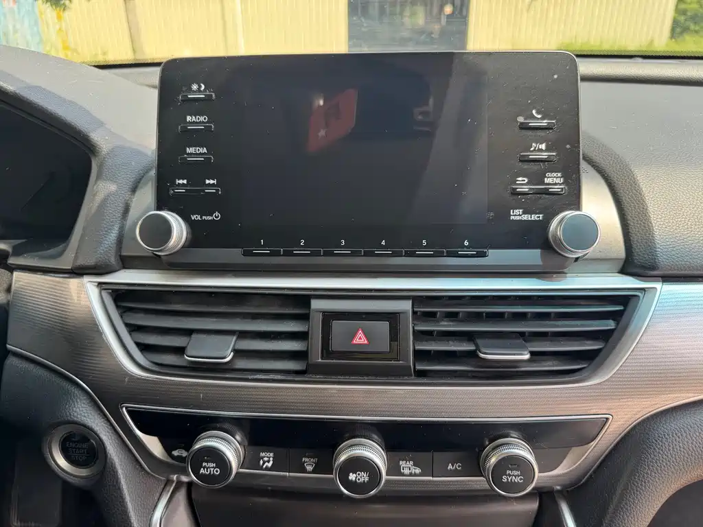 Honda Accord — миниатюра 15