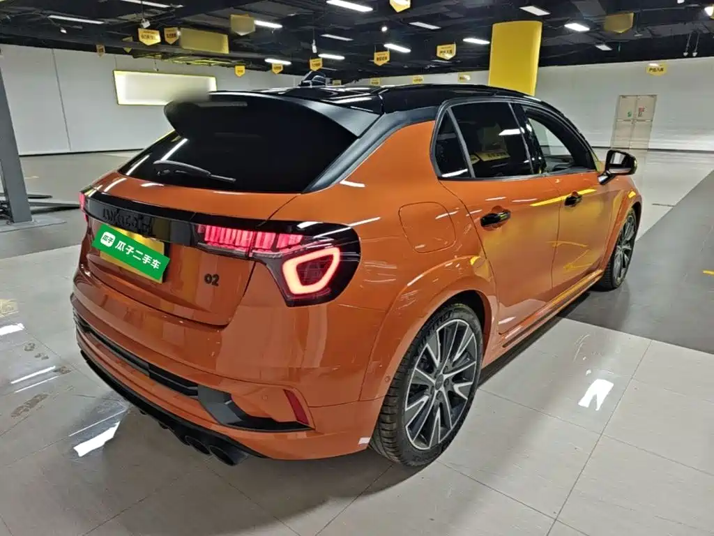 Lynk & Co 02 Hatchback — миниатюра 7