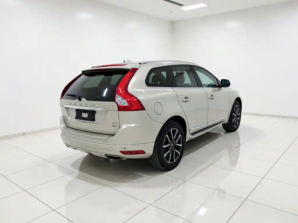 Volvo XC60 — миниатюра 4