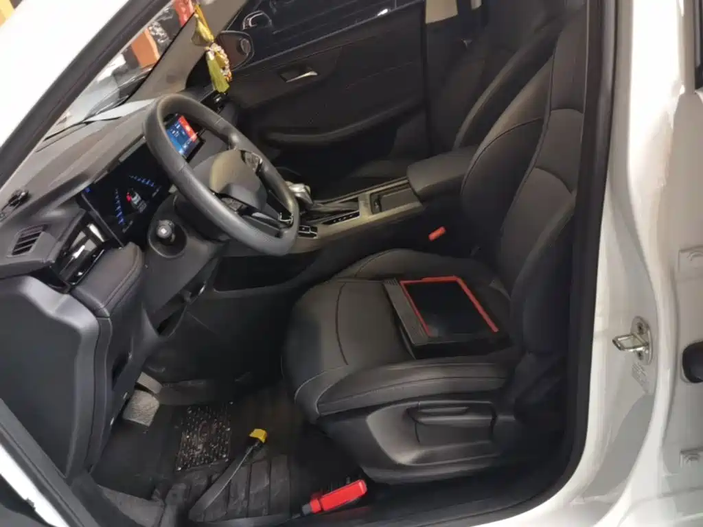 Roewe i5 — миниатюра 15