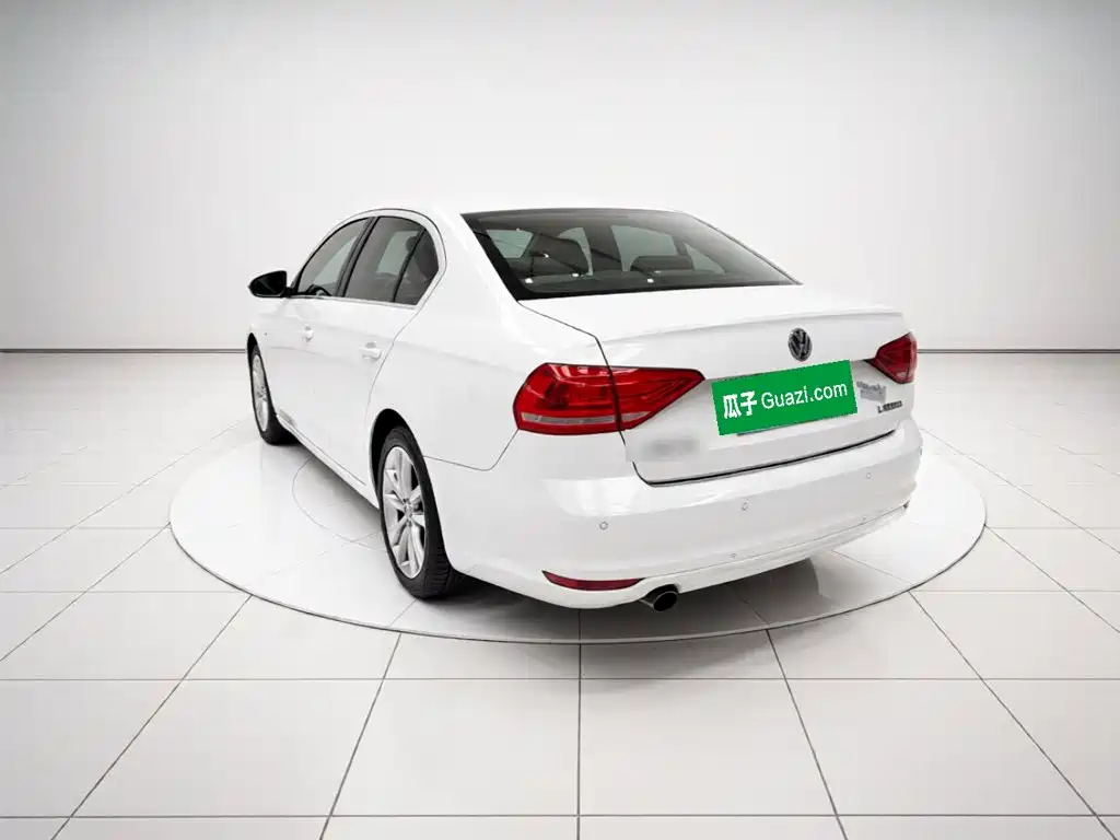 Volkswagen Lavida — миниатюра 4