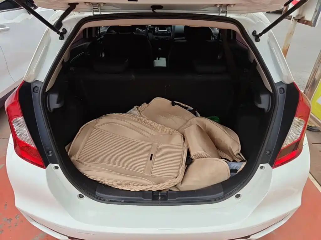 Honda Fit — миниатюра 19