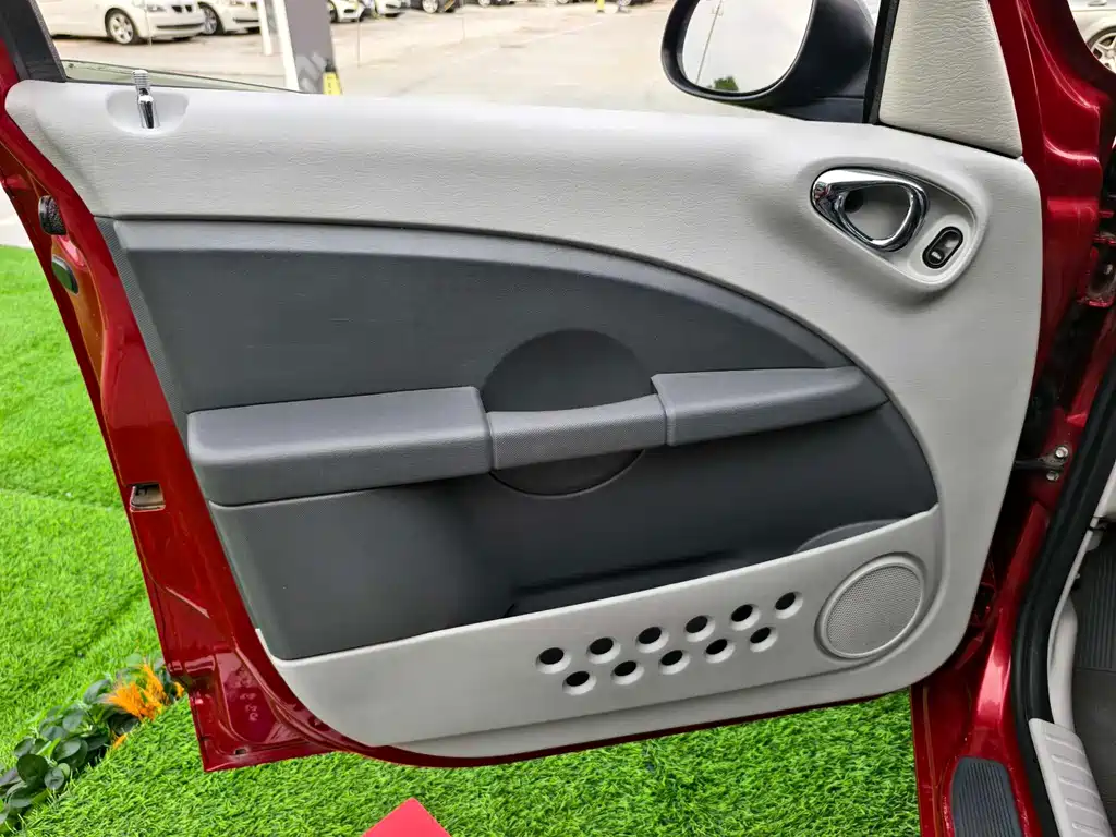 Chrysler PT Cruiser — миниатюра 12