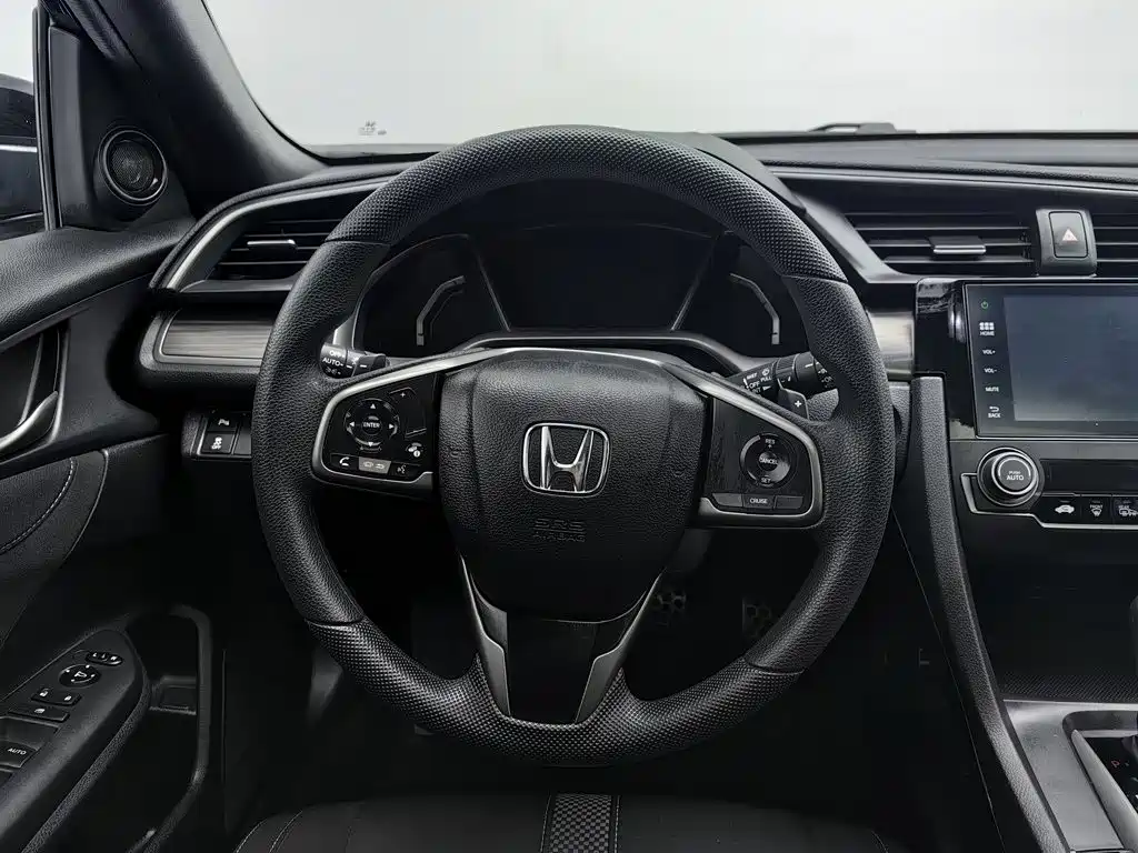 Honda Civic — миниатюра 11