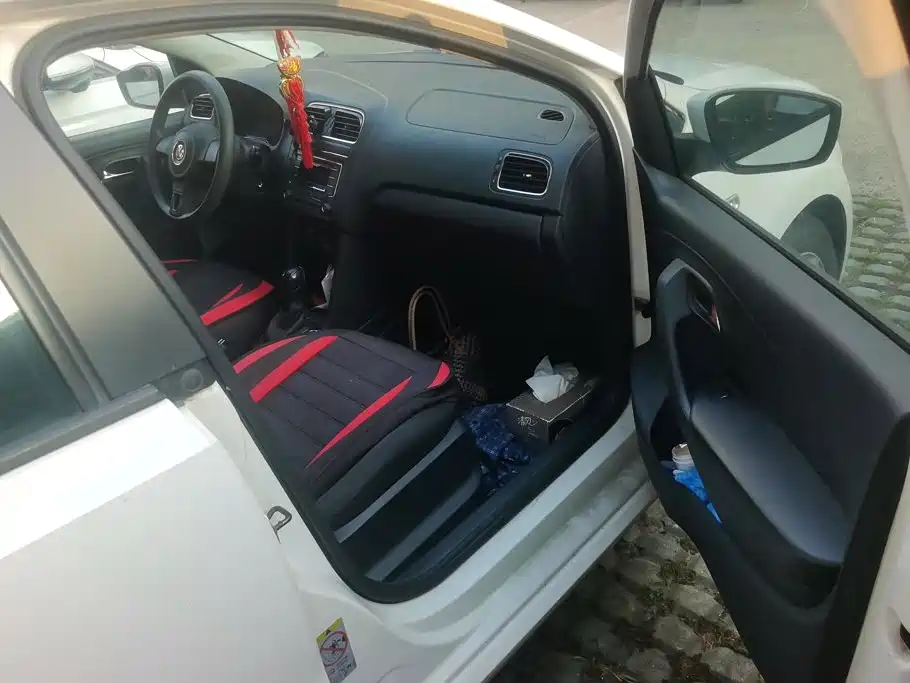 Volkswagen Polo — миниатюра 8