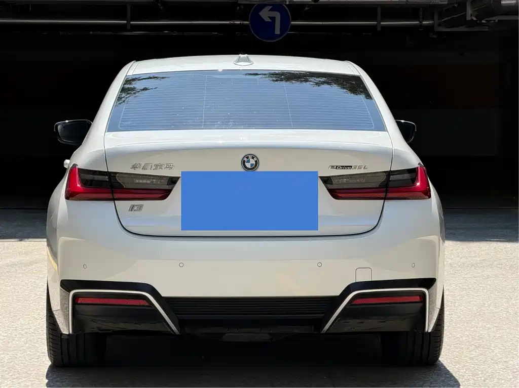 BMW i3 — миниатюра 8