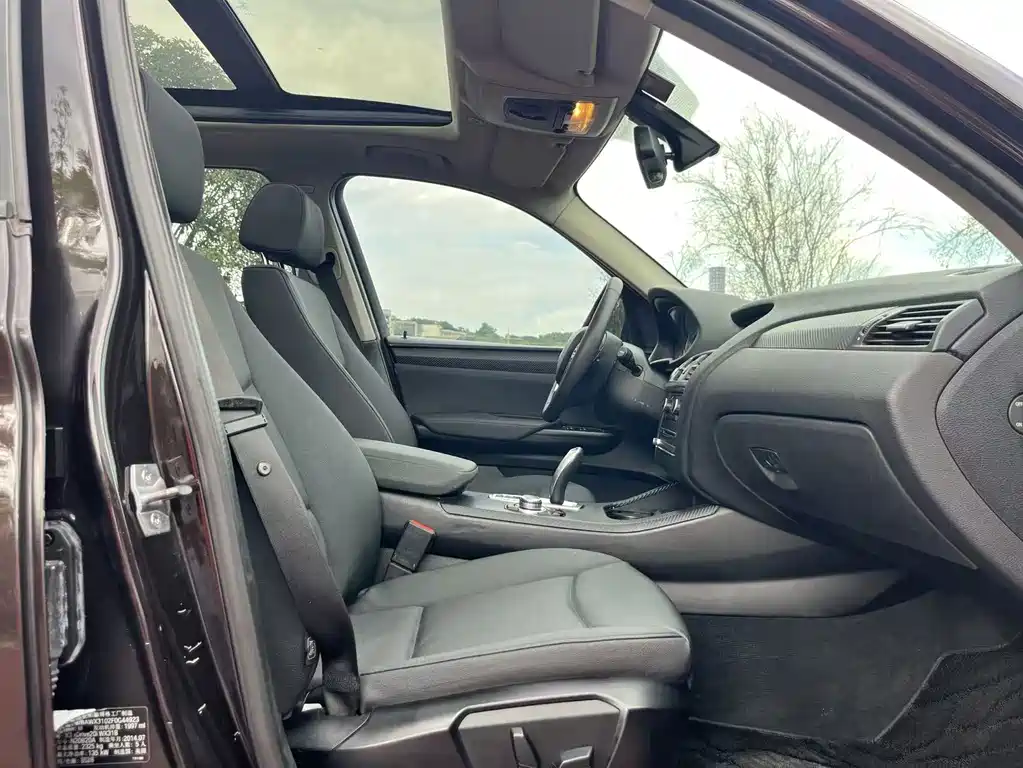 BMW X3 (Import) — миниатюра 7