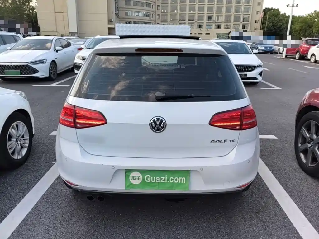 Volkswagen Golf — миниатюра 6