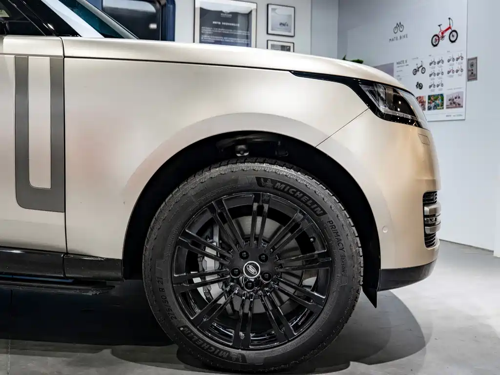 Land Rover Range Rover — миниатюра 6