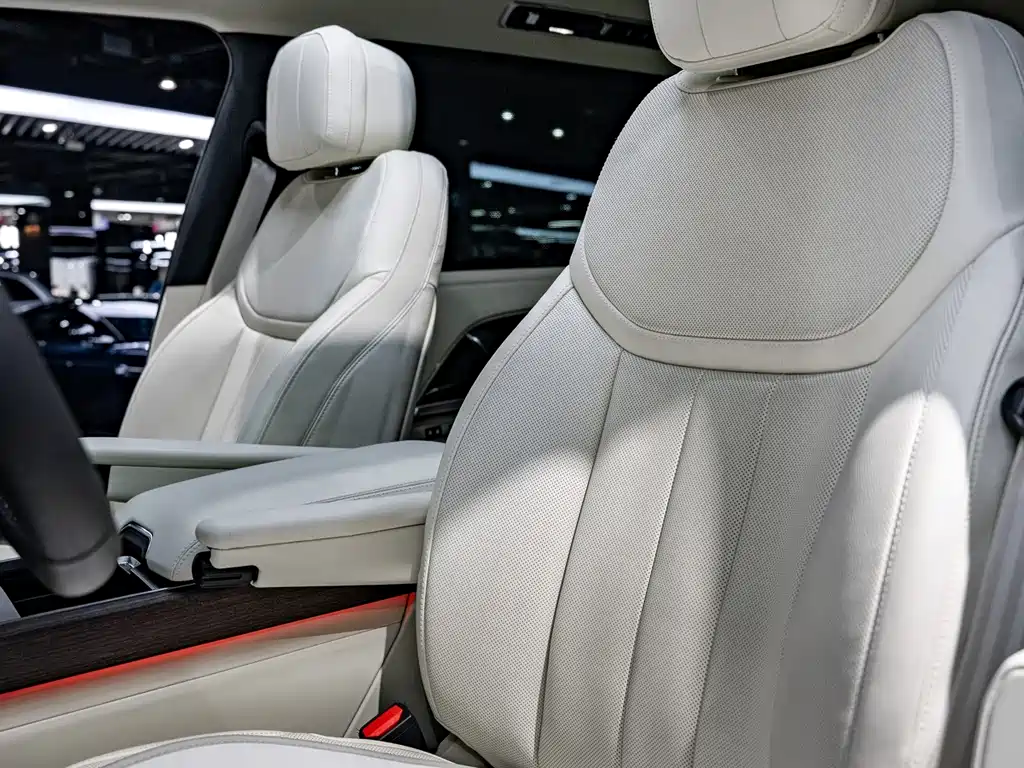 Land Rover Range Rover — миниатюра 25