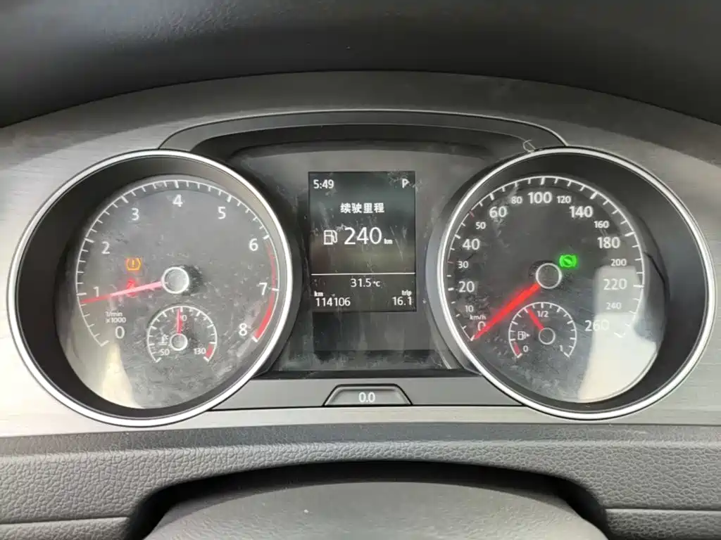 Volkswagen Golf — миниатюра 12