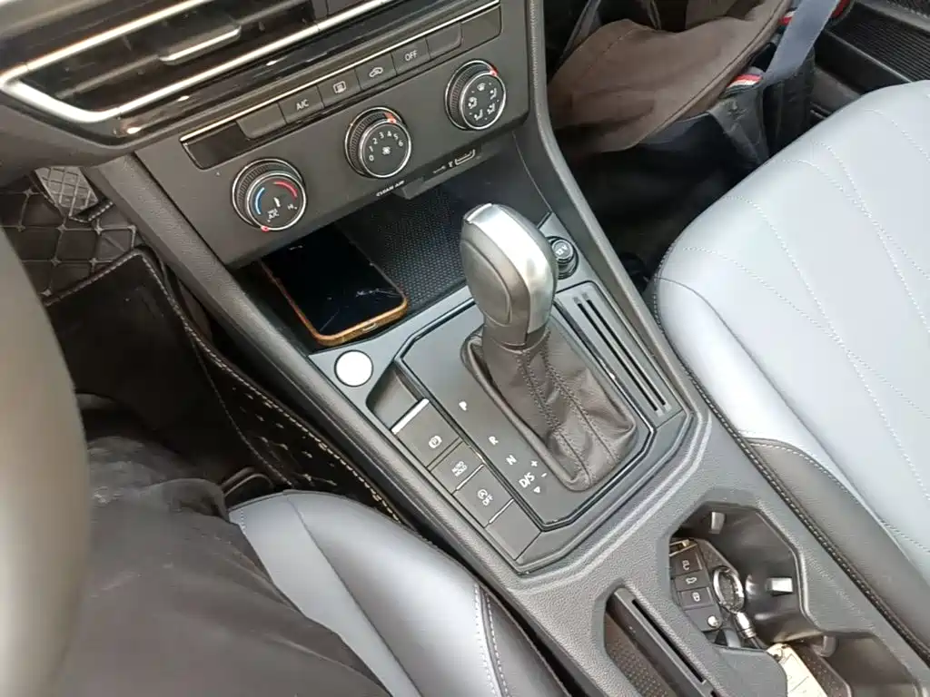 Volkswagen Lavida — миниатюра 14