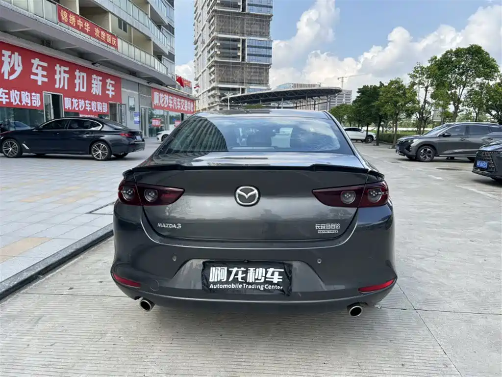 Mazda 3 Axela — миниатюра 8