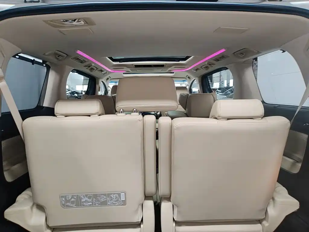 Toyota Alphard — фотографии объявления, Фото 19