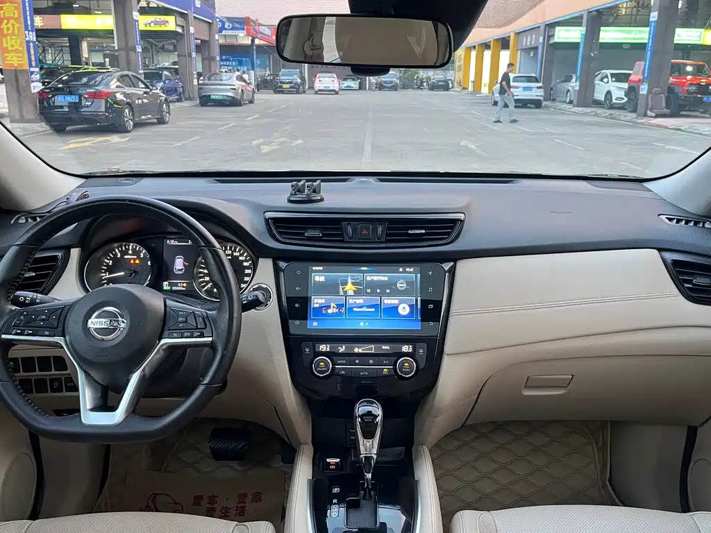 Nissan X-Trail — миниатюра 7