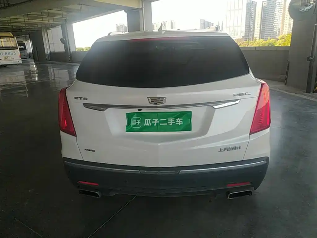 Cadillac XT5 — миниатюра 6