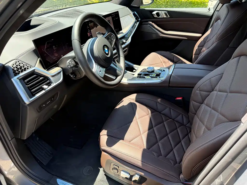 BMW X5 2025 xDrive 40Li Premium M Sport