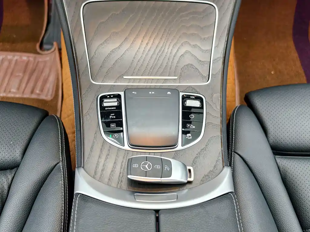 Mercedes-Benz GLC — миниатюра 42