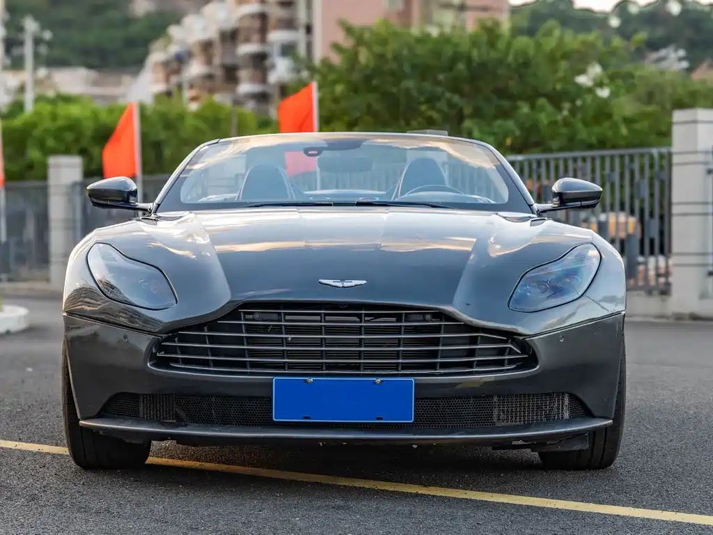 Aston Martin DB11 2019 4.0T V8 Volante