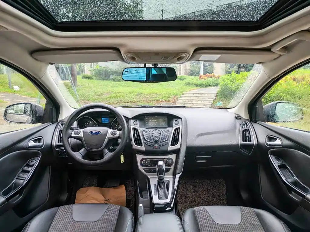 Ford Focus — миниатюра 4