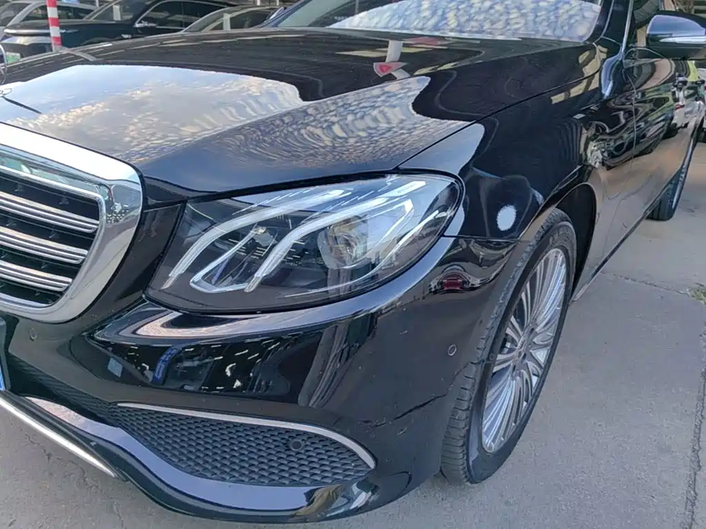Mercedes-Benz E-Class — миниатюра 24