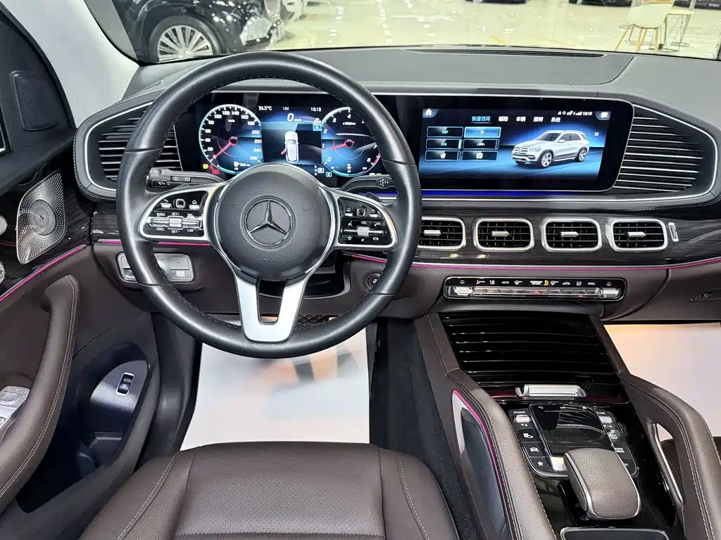 Mercedes-Benz GLE (Import) — миниатюра 11