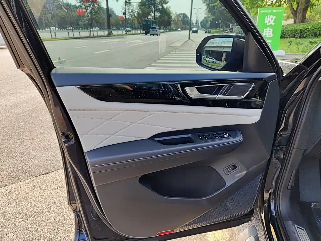 Volkswagen Teramont — миниатюра 6
