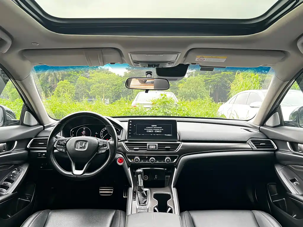 Honda Accord — миниатюра 6