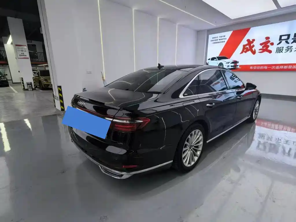 Audi A8 — миниатюра 10