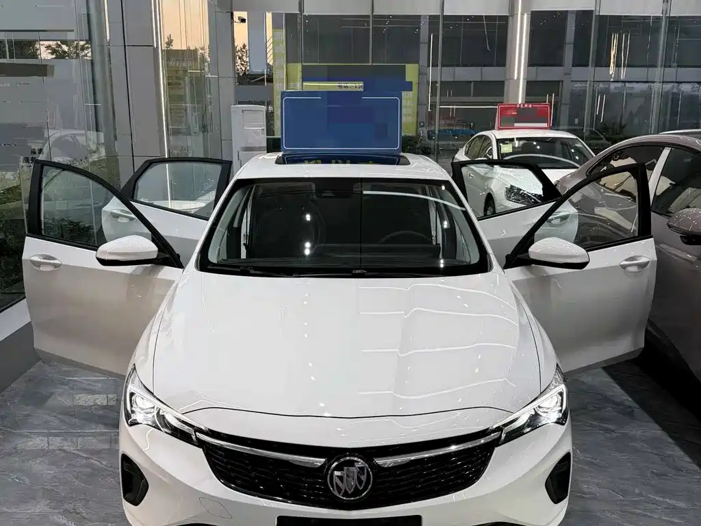 Buick Verano — миниатюра 2