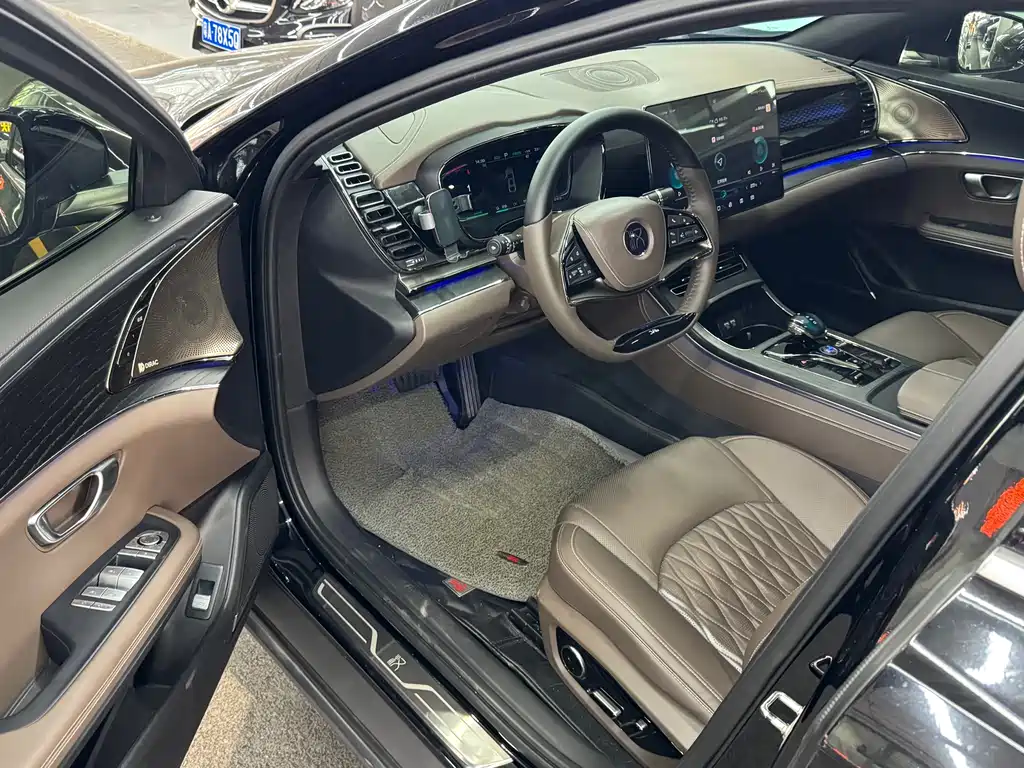 BYD Han — миниатюра 8