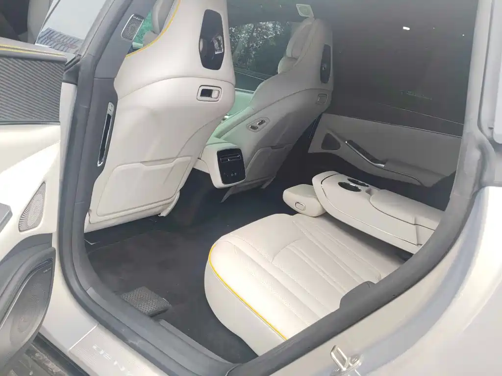 Denza Denza Z9GT — миниатюра 5