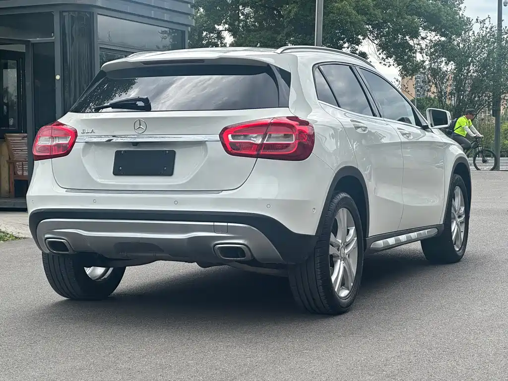 Mercedes-Benz GLA 2016 GLA 200