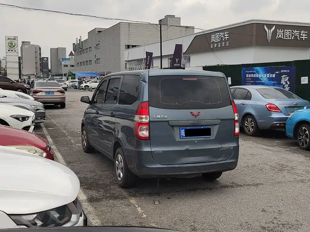Wuling Hongguang — миниатюра 10