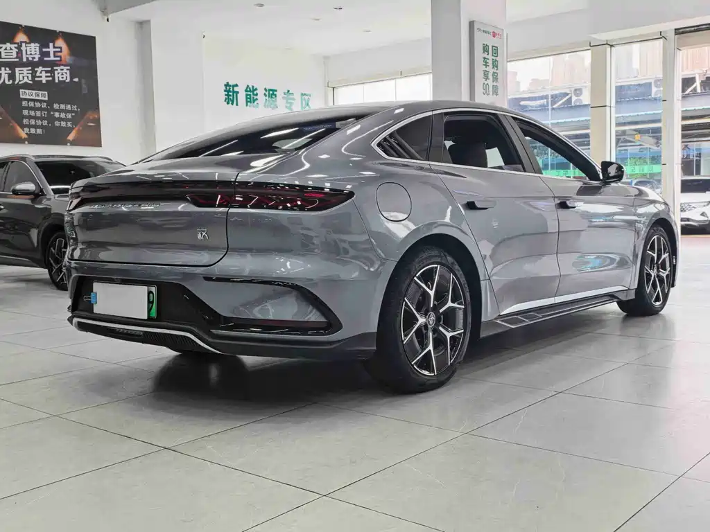 BYD Han — миниатюра 7