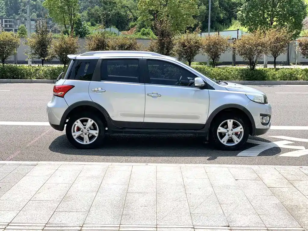 Great Wall M4 2012 1.5L MT Elite