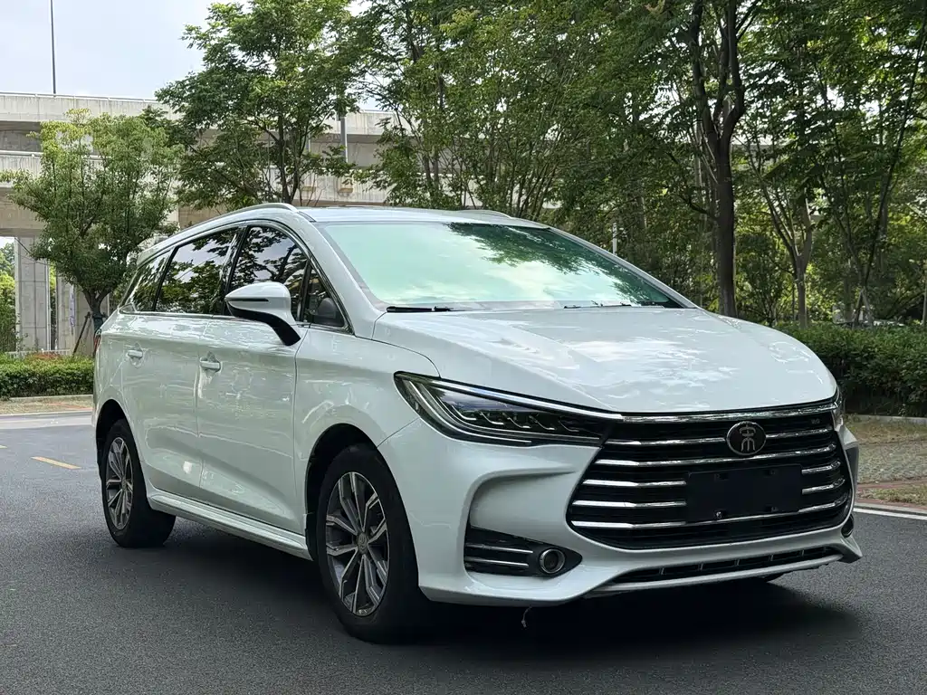 BYD Song MAX MAX 2019 1.5T AT 7 мест V