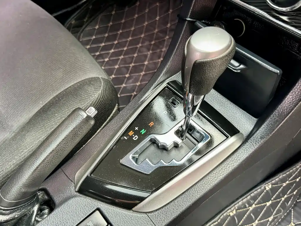 Toyota Corolla — миниатюра 14
